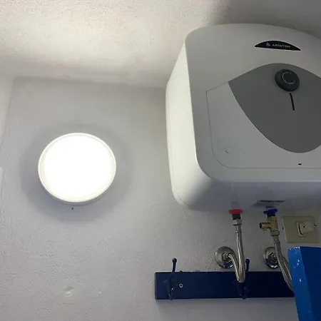 Filicudi Canale Casa Bra