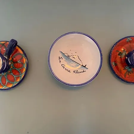 Filicudi Canale Casa Bra