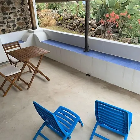Holiday home Filicudi Canale Casa Bra *
